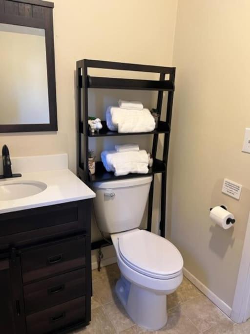 Theos Cottage Niagara Льюистон Экстерьер фото